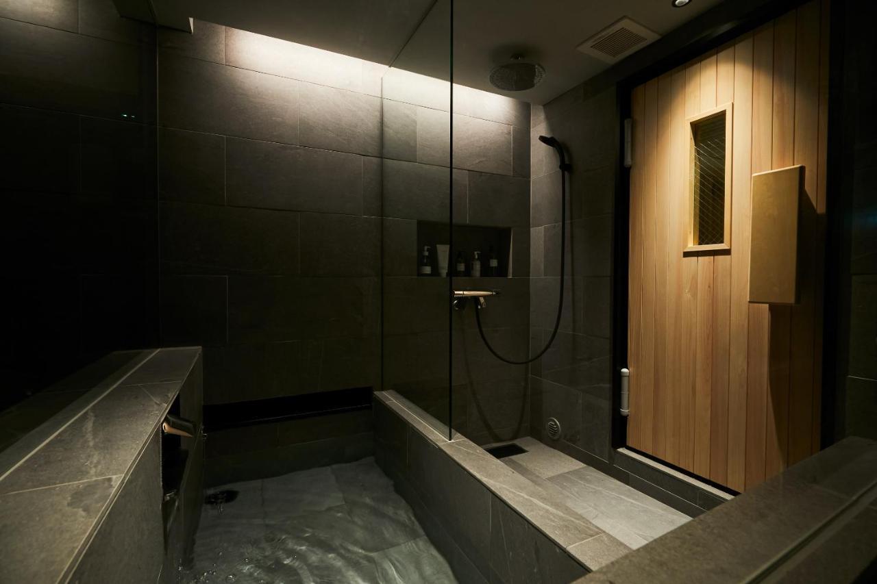 Boutique Sauna Arch Tokió Kültér fotó